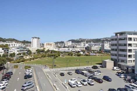 Photo of property in Clyde Quay Wharf, 8u5a Clyde Quay Wharf, Te Aro, Wellington, 6011