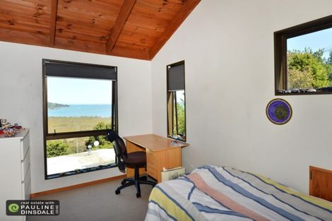 Photo of property in 39 Commins Road, Onerahi, Whangarei, 0110