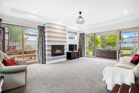 Photo of property in 8 Amy Place, Rangiora, 7400