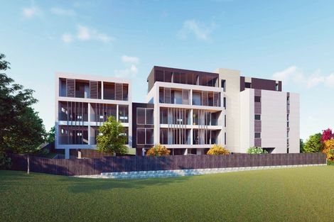 Photo of property in 18 Newington Road, Henderson, Auckland, 0612