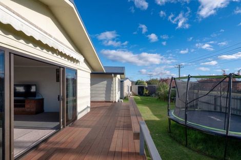 Photo of property in 17 Byron Grove, Owhata, Rotorua, 3010