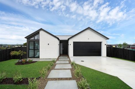 Photo of property in 22 Kakano Street, Clevedon, 2582