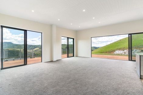 Photo of property in 3 Rewarewa Rise, Whangamata, 3691
