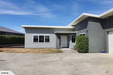 Photo of property in 54 Fraser Drive, Feilding, 4702