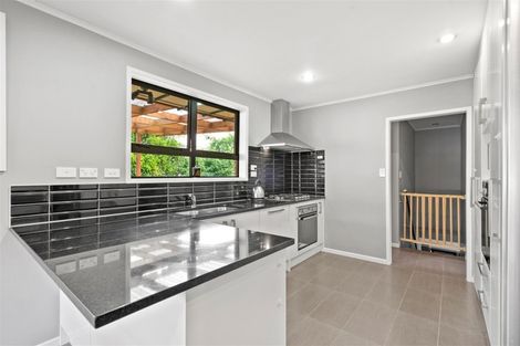 Photo of property in 3 Leeson Place, Mangere, Auckland, 2022