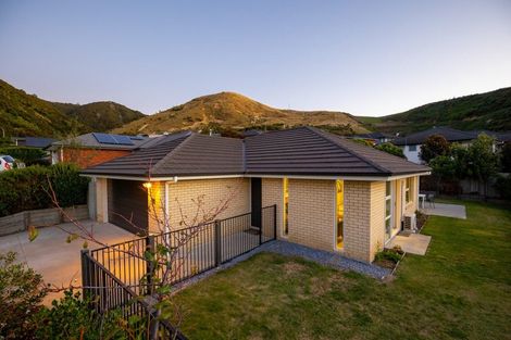 Photo of property in 6 Devenish Place, Atawhai, Nelson, 7010