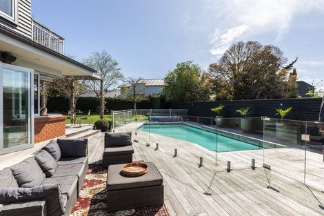 Photo of property in 24a Fendalton Road, Fendalton, Christchurch, 8014