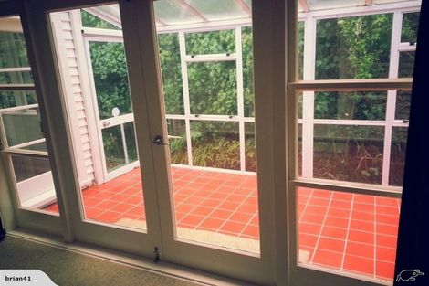 Photo of property in 32 Pembroke Road, Northland, Wellington, 6012