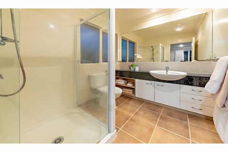 Photo of property in 20a Baverstock Road, Flat Bush, Auckland, 2016
