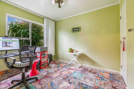 Photo of property in 3a/1 Kirrie Avenue, Te Atatu South, Auckland, 0610