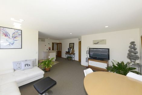Photo of property in 82 Middleton Road, Upper Riccarton, Christchurch, 8041