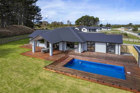 Photo of property in 67c Mosston Road, Castlecliff, Whanganui, 4501