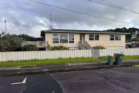 Photo of property in 11 Tennyson Street, Northcote Point, Auckland, 0627