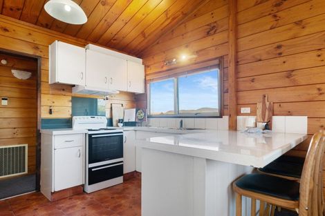Photo of property in 14 Petrie Street, Pomare, Rotorua, 3015