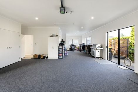 Photo of property in 34 Mike Smith Drive, Cambridge, 3434