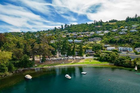 Photo of property in 102 Wakeman Road, Acacia Bay, Taupo, 3330