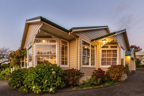 Photo of property in 70 Shepherd Road, Waipahihi, Taupo, 3330