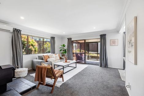 Photo of property in 13 Tupaea Place, Otumoetai, Tauranga, 3110