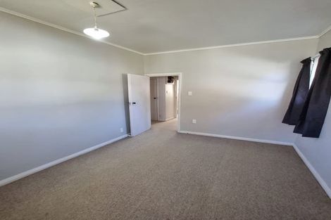 Photo of property in 512 Featherston Street, Roslyn, Palmerston North, 4414