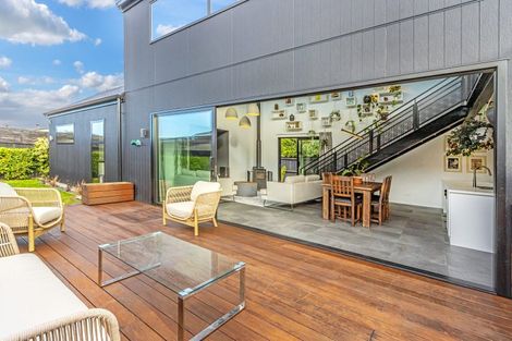 Photo of property in 5a Cherry Place, Casebrook, Christchurch, 8051