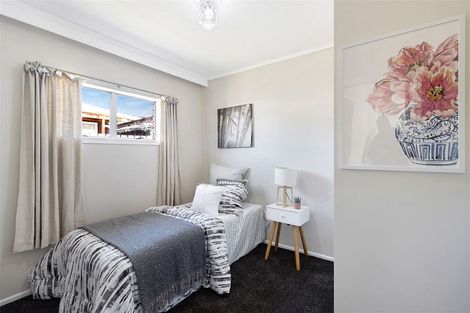 Photo of property in 5/94 Portage Road, New Lynn, Auckland, 0600