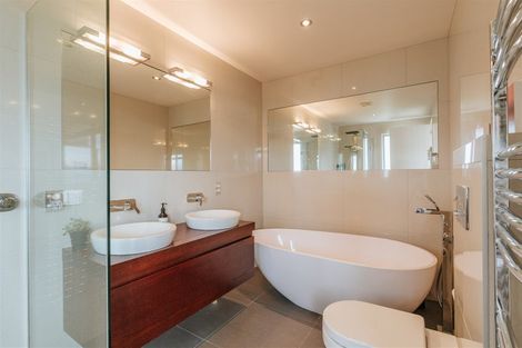 Photo of property in 9 Diamond Lane, Wanaka, 9305