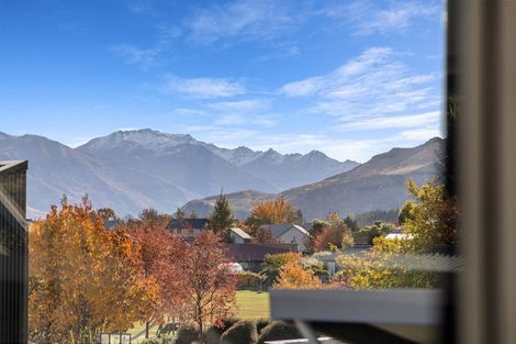 Photo of property in 16 Allenby Place, Wanaka, 9305