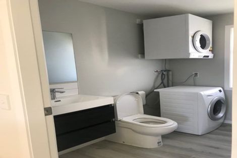 Photo of property in 35a Herald Street, Berhampore, Wellington, 6023