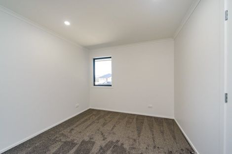 Photo of property in 1 Rangeview Drive, Kelvin Grove, Palmerston North, 4414
