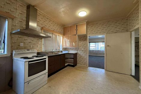 Photo of property in 8 Phillip Street, Johnsonville, Wellington, 6037