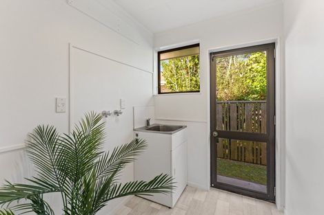 Photo of property in 3 Renata Road, Otaki, 5512