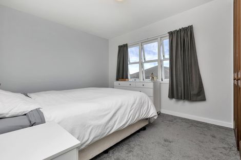 Photo of property in 622 East Coast Road, Pinehill, Auckland, 0630