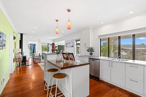 Photo of property in 50 Kahukura Avenue, Waitarere Beach, Levin, 5510