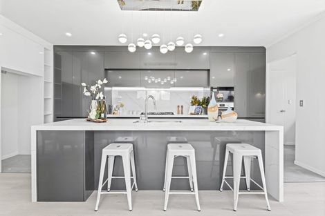 Photo of property in 5 Knockanara Drive, Flat Bush, Auckland, 2019