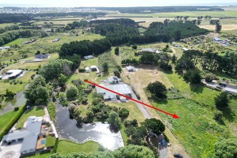 Photo of property in 35 Wylie Road, Foxton Beach, Foxton, 4891