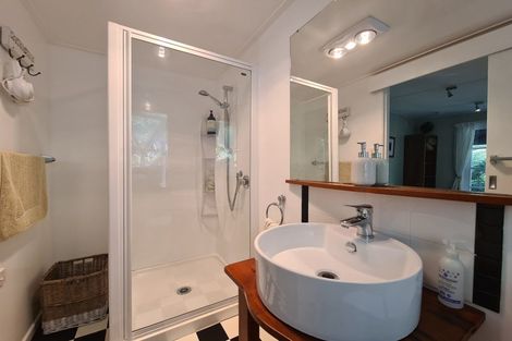 Photo of property in 395b Driving Creek Road, Coromandel, 3506