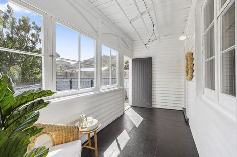 Photo of property in 22 Reef Street, Island Bay, Wellington, 6023