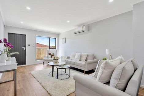 Photo of property in 1/72 Howe Street, Howick, Auckland, 2014