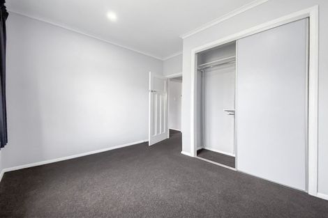 Photo of property in 5 Tarawera Road, Johnsonville, Wellington, 6037