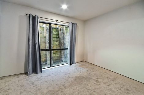 Photo of property in 7 Palmetto Place, Goodwood Heights, Auckland, 2105