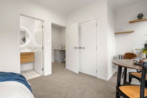Photo of property in 143 Clarence Street, Hamilton Lake, Hamilton, 3204