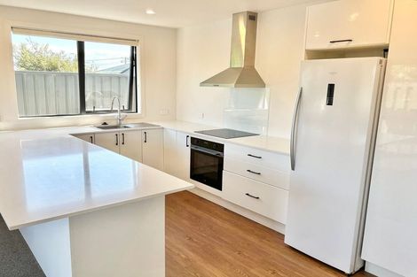 Photo of property in 30 Shackleton Street, New Brighton, Christchurch, 8061