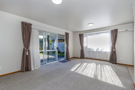 Photo of property in 184 Greers Road, Bryndwr, Christchurch, 8053