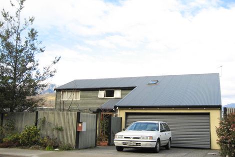 Photo of property in 82 Hensman Road, Queenstown, 9300