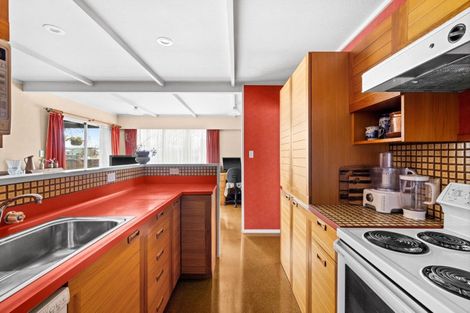 Photo of property in 35 Lyttelton Crescent, Tamatea, Napier, 4112