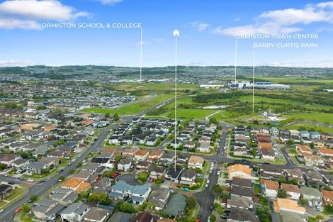 Photo of property in 3 Bezar Place, Flat Bush, Auckland, 2016