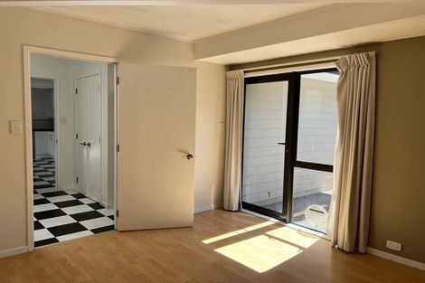 Photo of property in 55 Meadowvale Avenue, Forrest Hill, Auckland, 0620