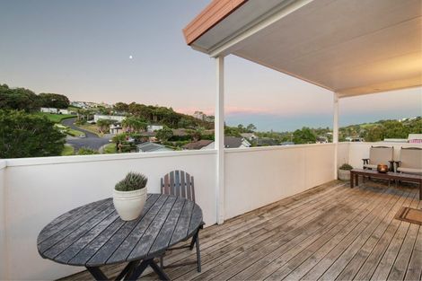 Photo of property in 55b Ferry Road, Arkles Bay, Whangaparaoa, 0932