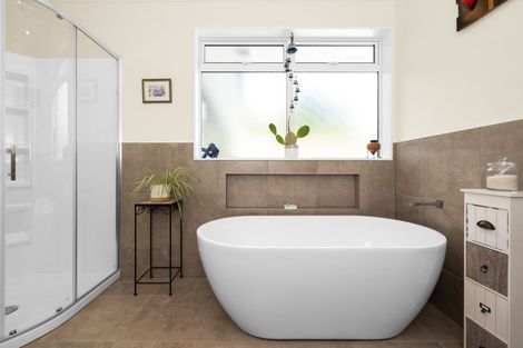 Photo of property in 93 Watts Street, Waipawa, 4277