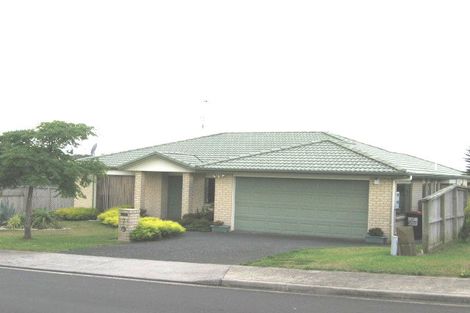 Photo of property in 7 Jadewynn Drive, Massey, Auckland, 0614
